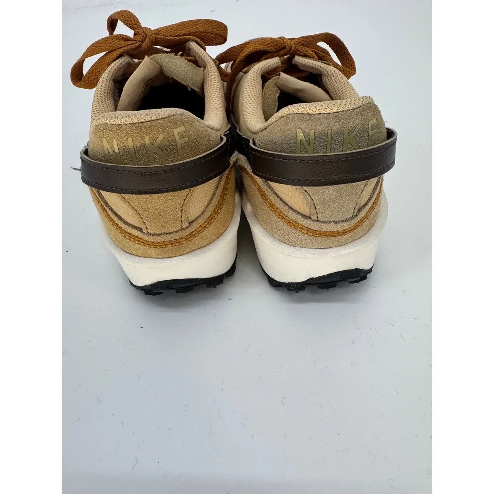 Nike Waffle Debut Sneakers Women 7 Tan Brown Comfy Minimalist Neural Athleisure